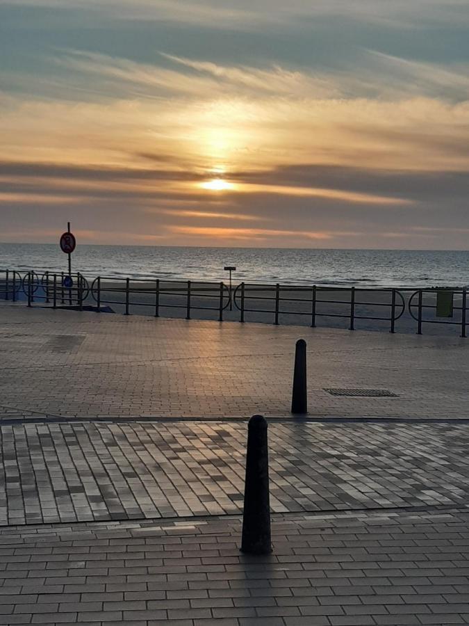 Prachtig Zeezicht Westcorner Appartement Middelkerke Buitenkant foto
